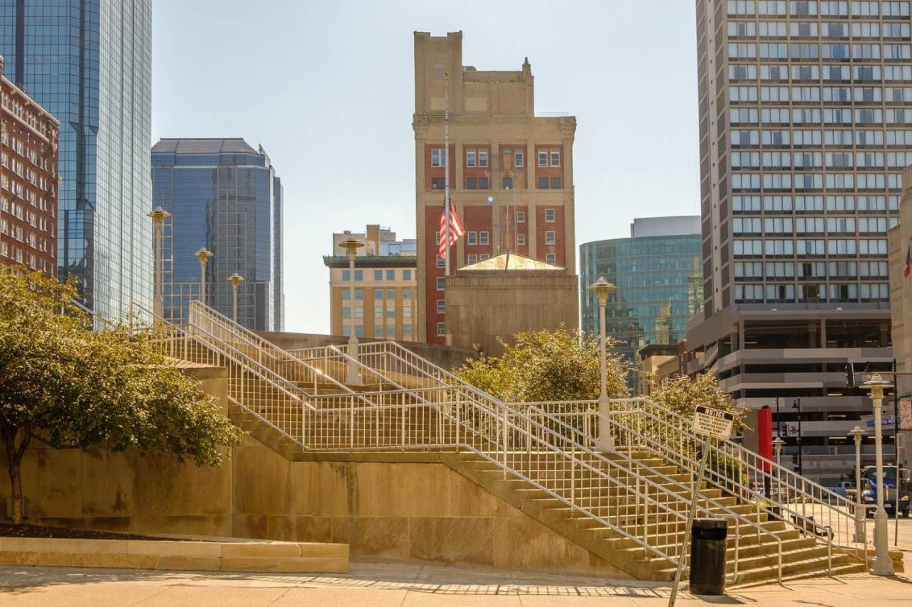 Frontdesk 915 Broadway Apts Downtown Kansas City Ngoại thất bức ảnh